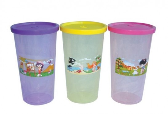 3 Vasos con Tapa 