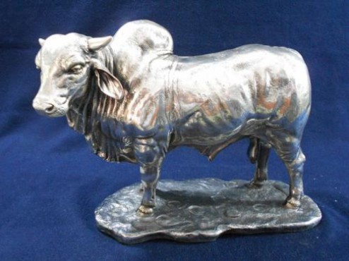 TORO CEBÚ ARTESANÍAS EN PLATA